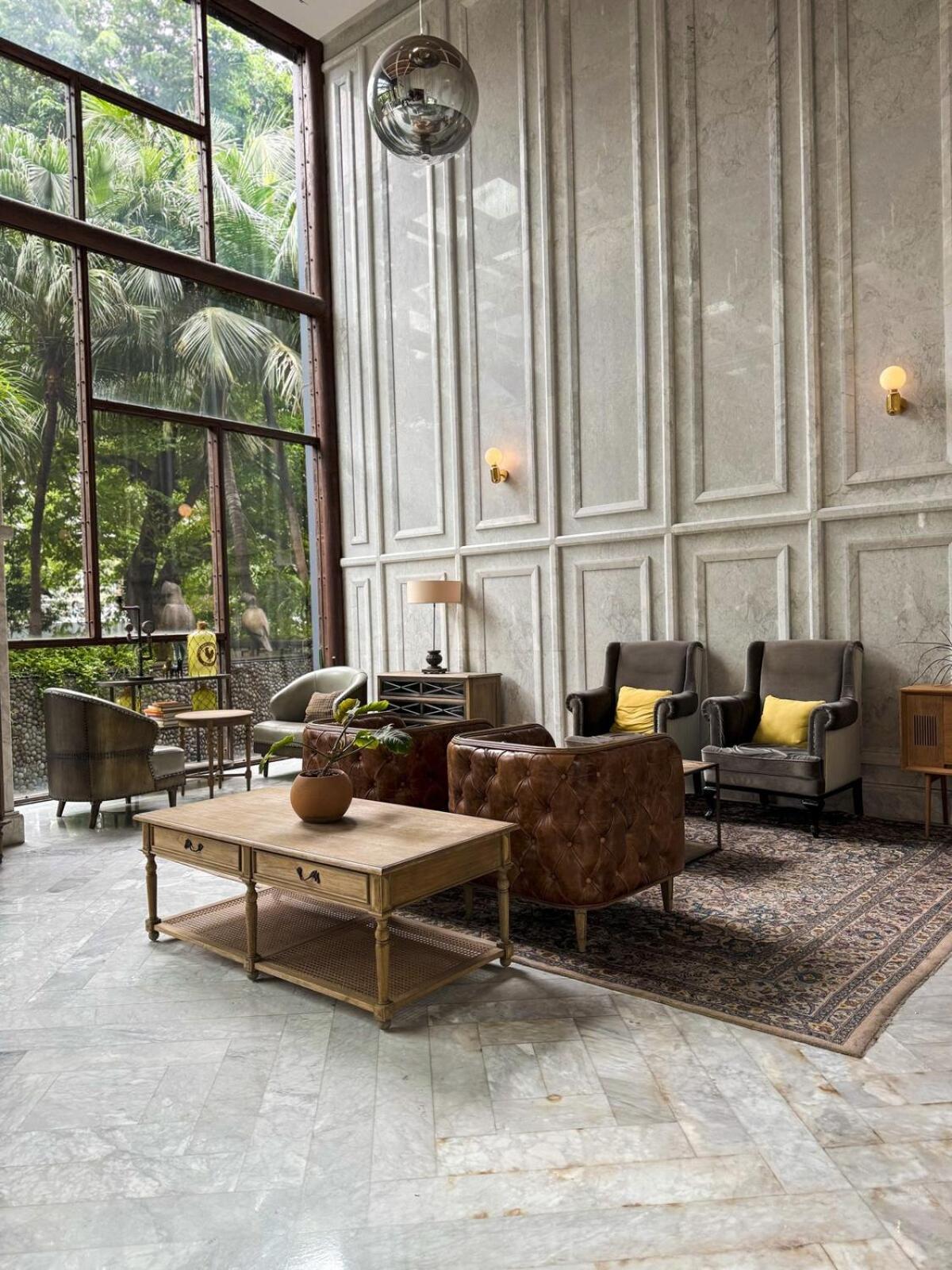 Sudirman 3br With Infinity Pool & Netflix By Damaresa Apartment